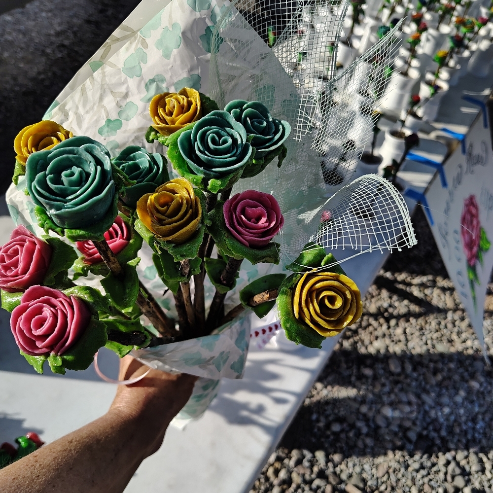Handmade Rose's - Picture 3 of 3